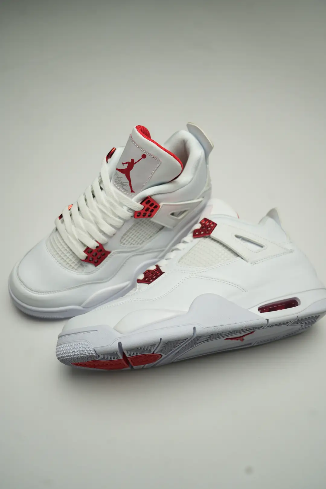 Nike Air Jordan 4 Retro Metallic Red 5/6