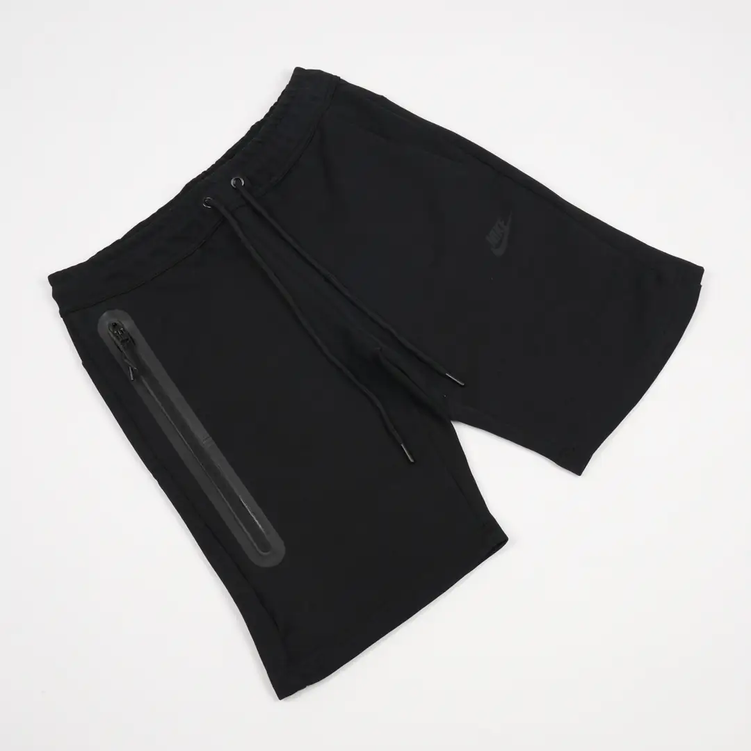 Nike Sportswear Tech Fleece shorts 1 2/3