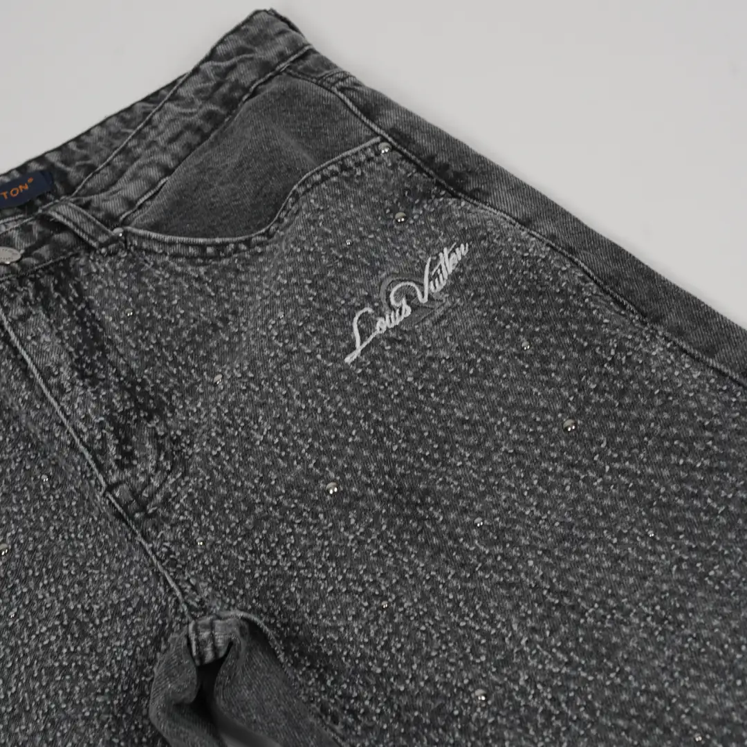 Louis Vuitton baggy trousers 3/3