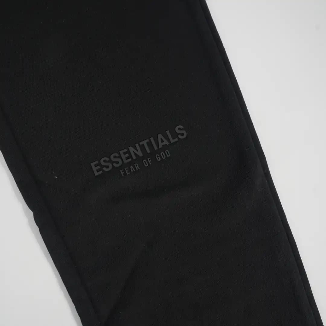 Essentials tracksuit black 2/3