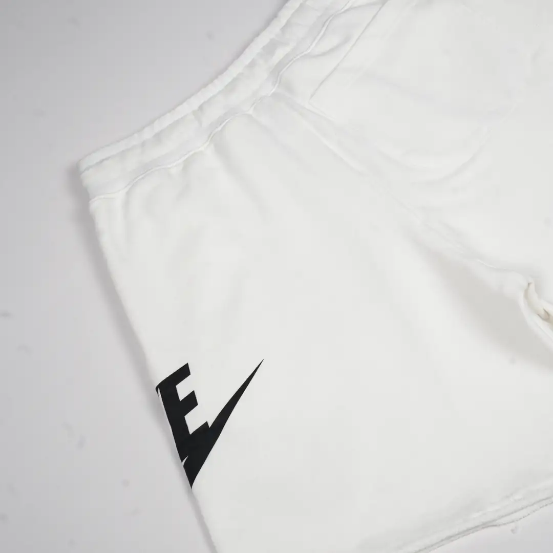 Nike shorts 1 3/3